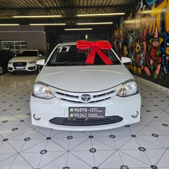 ETIOS HB X 13L MT