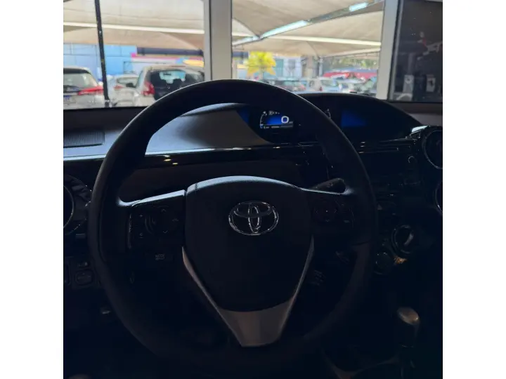 ETIOS 1.5 X SEDAN 16V FLEX 4P AUTOMÁTICO