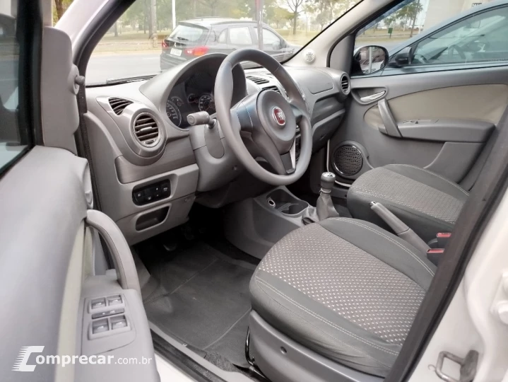 Grand Siena ESSENCE 1.6 Flex 16V