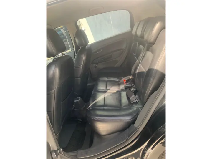 PUNTO 1.4 ELX 8V FLEX 4P MANUAL