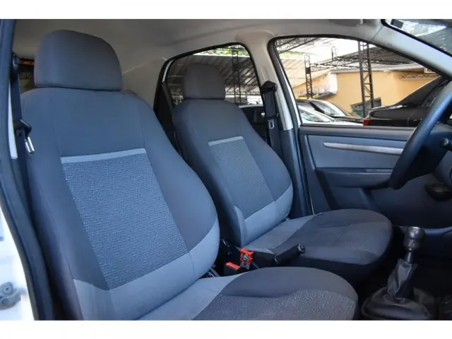 CELTA - 1.0 MPFI LT 8V 4P MANUAL