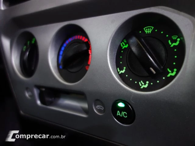 FIESTA HATCH - 1.6 MPI HATCH 8V 4P MANUAL