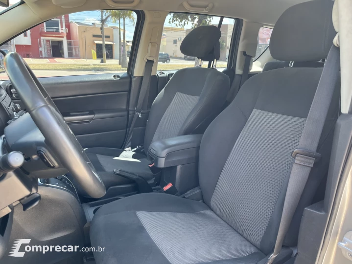 COMPASS 2.0 Sport 4X2 16V