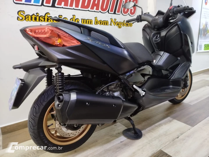 XMAX 250