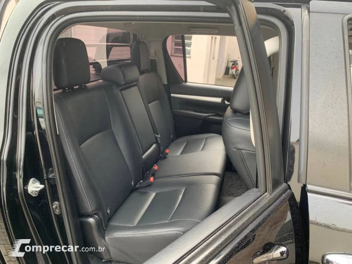 Hilux CD SRV 4x2 2.7 Flex 16V Aut.