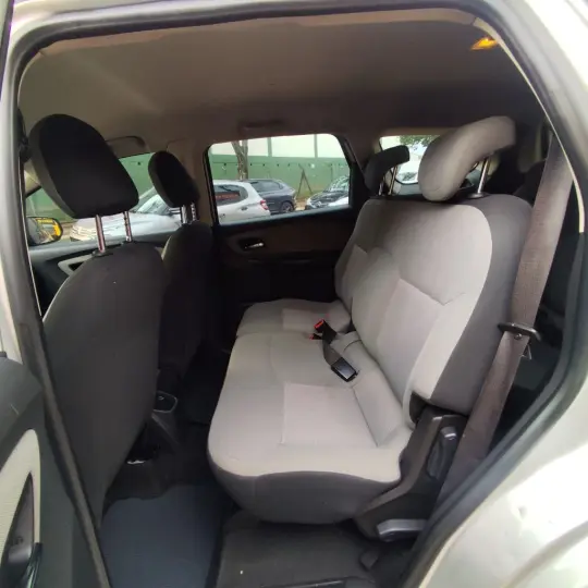 SPIN LTZ 1.8 8V Econo.Flex 5p Aut.