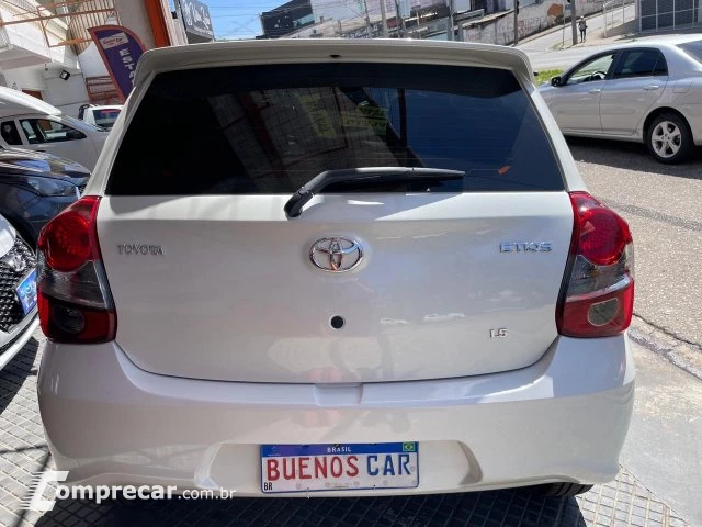 ETIOS HATCH - 1.5 X PLUS 16V 4P AUTOMÁTICO