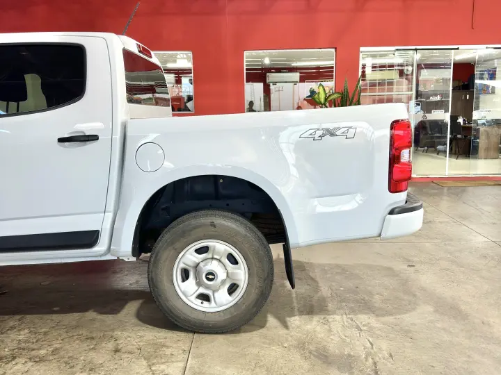 S10 2.8 16V TURBO DIESEL LS CD 4X4 MANUAL