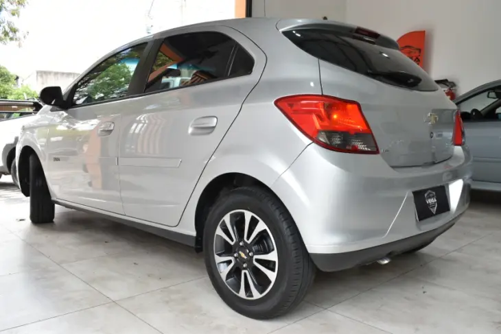 ONIX 1.4 MPFI LTZ 8V