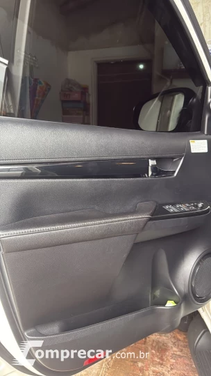 HILUX 2.8 D-4d Turbo CD SRX 4X4