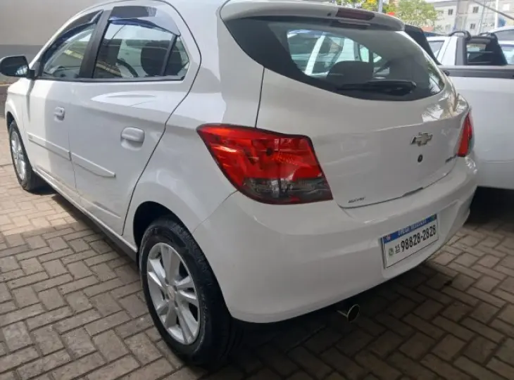 ONIX - 1.4 MPFI LT 8V 4P MANUAL