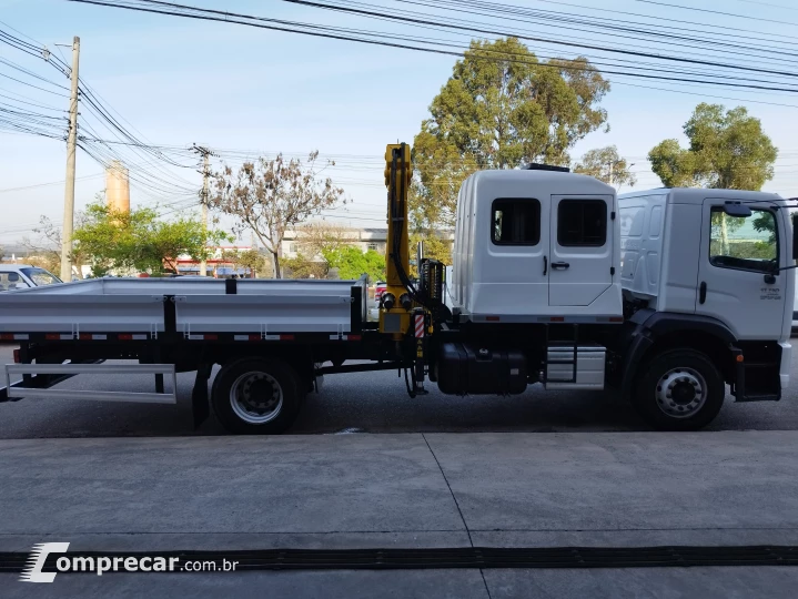 Constellation 17.210 (Munck + Cabine Suplementar + Carroceri