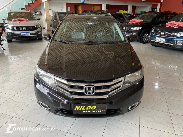 CITY 1.5 LX Sedan 16V