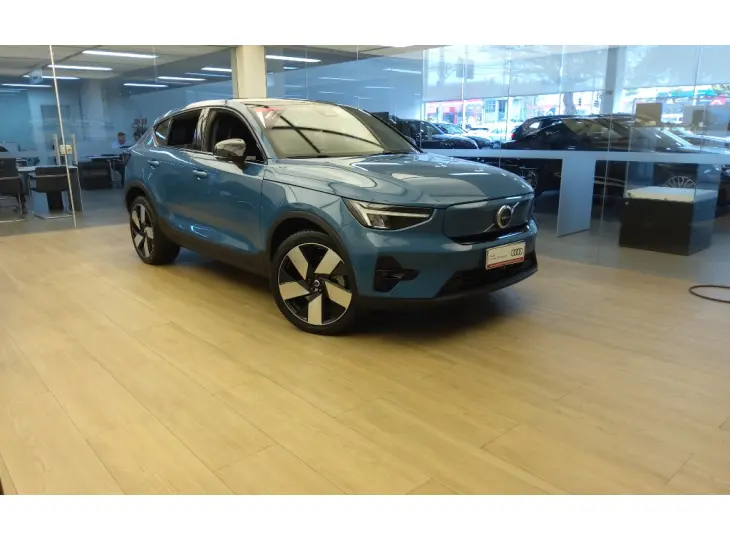 C40 P8 RECHARGE TWIN ELECTRIC ULTIMATE AWD