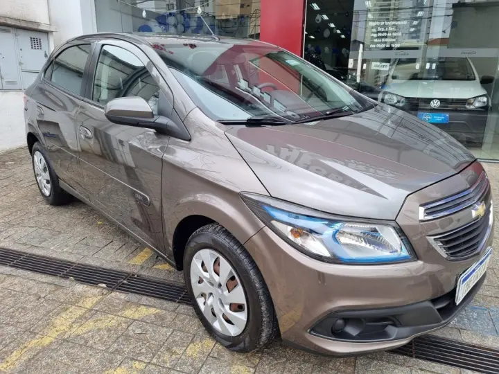 CHEVROLET ONIX 1.4 MPFI LT 8V 2015