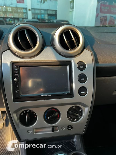 FIESTA 1.6 MPI Class Hatch 8V