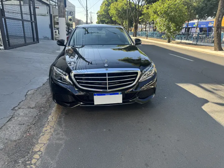 C 180 1.6 CGI Exclusive 16V Turbo