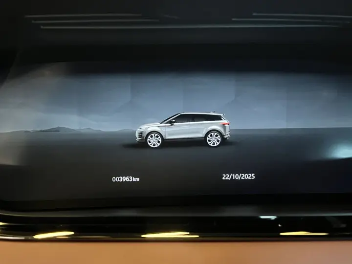 Range Rover Evoque 2.0 4P FLEX P250 R-DYNAMIC HSE AWD AUTOMÁ