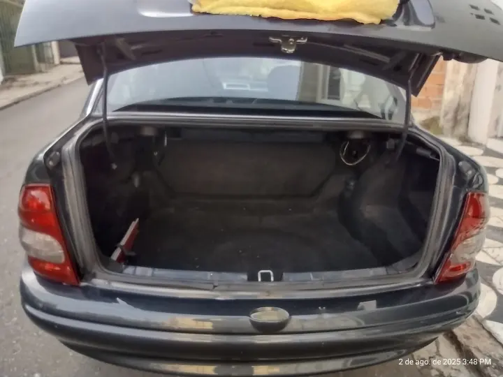 CLASSIC 1.0 MPFI Life 8V