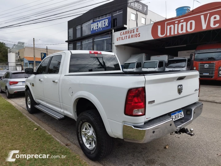 RAM 6.7 2500 Laramie 4X4 CD I6