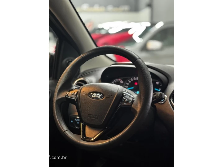 KA 1.5 TI-VCT FLEX TITANIUM AUTOMÁTICO