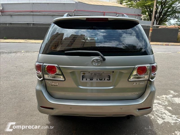 HILUX SW4 2.7 SR 4X2 16V