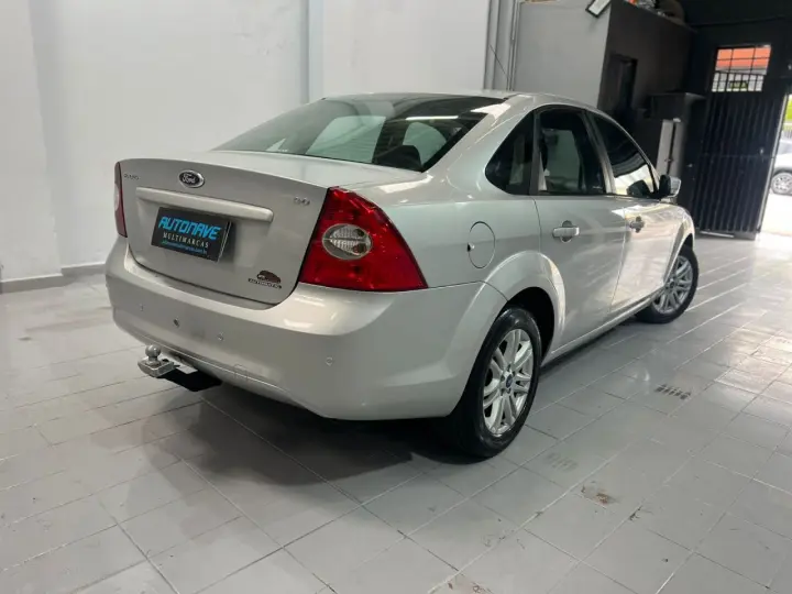 Focus Sedan 2.0 16V 4P GLX FLEX AUTOMÁTICO