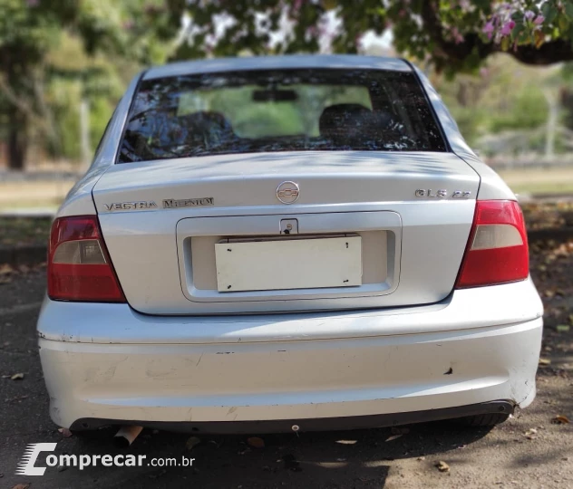 VECTRA 2.2 MPFI GL Milenium 8V