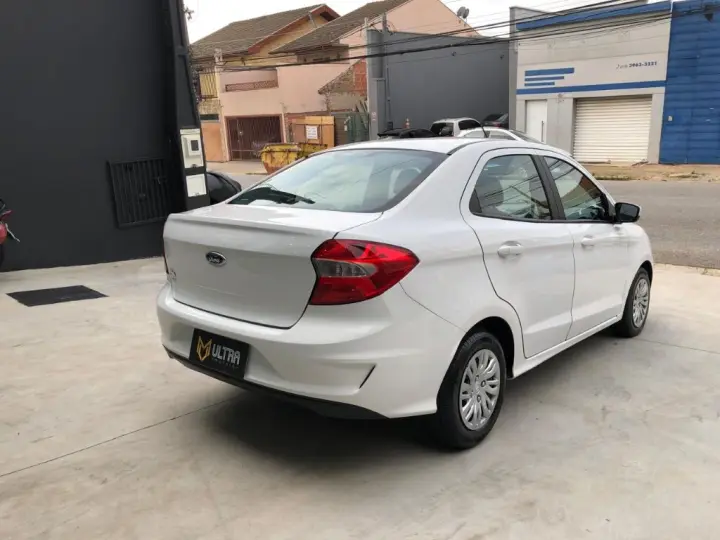 Ka 1.5 Sedan SE 12V Flex 4p Mec.