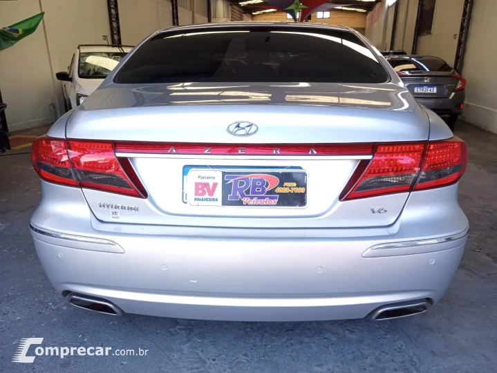 AZERA 3.3 MPFI GLS Sedan V6 24V