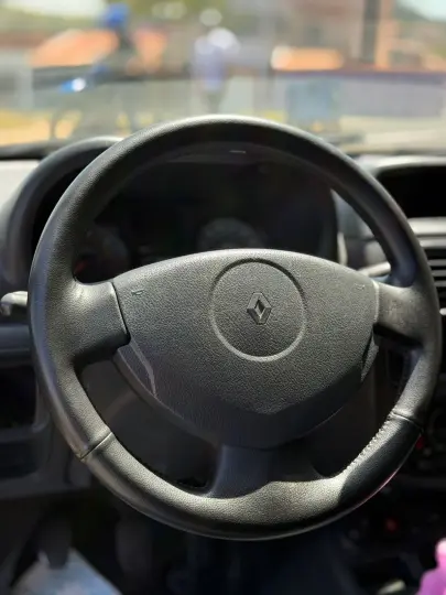 CLIO 1.0 Authentique 16V