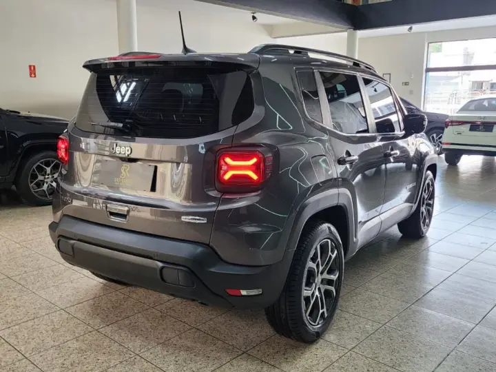 Renegade Long. T270 1.3 TB 4x2 Flex Aut.