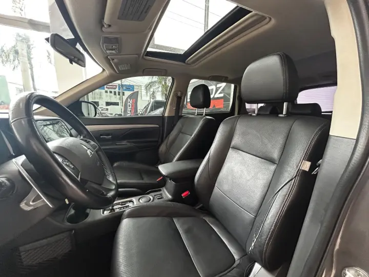 OUTLANDER 2.0 16V 160cv Aut.