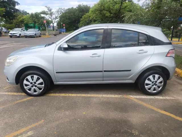 AGILE - 1.4 MPFI LT 8V 4P MANUAL