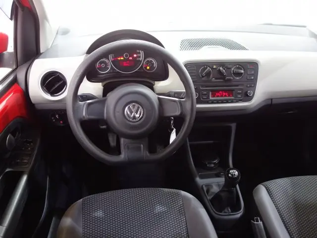 UP - 1.0 TSI MOVE UP 12V 4P MANUAL