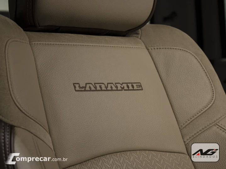 2500 6.7 I6 Turbo Laramie CD 4X4