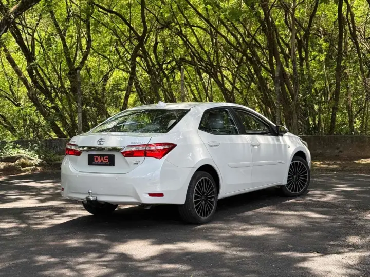 COROLLA 2.0 XEI 16V FLEX 4P AUTOMÁTICO