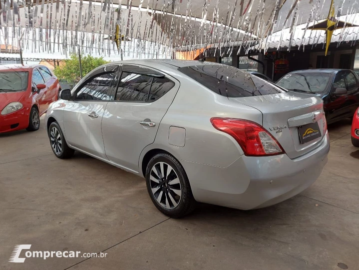 Versa 1.6 16V Flex Sv 4P Manual