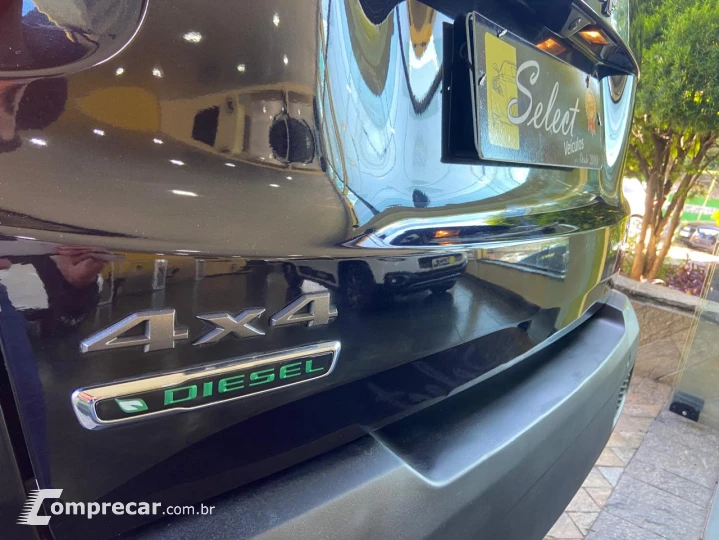 RENEGADE 2.0 16V Turbo 75 Anos 4X4