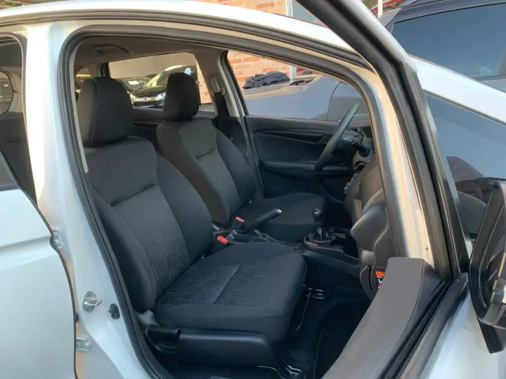 Fit LX 1.5 Flexone 16V 5p Mec.