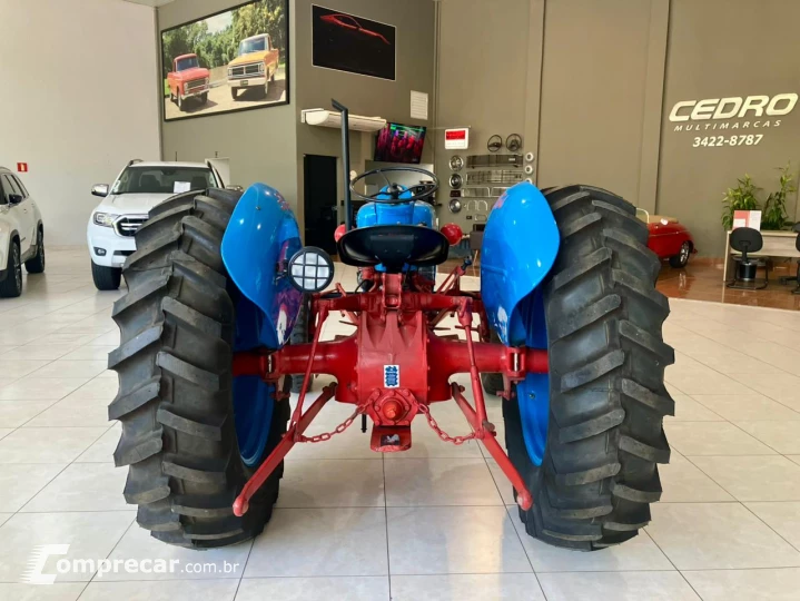 8 N Modelo sem Versão