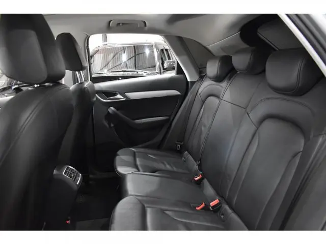 Q3 - 2.0 TFSI AMBITION QUATTRO 4P S TRONIC