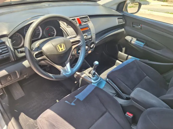 CITY 1.5 LX Sedan 16V