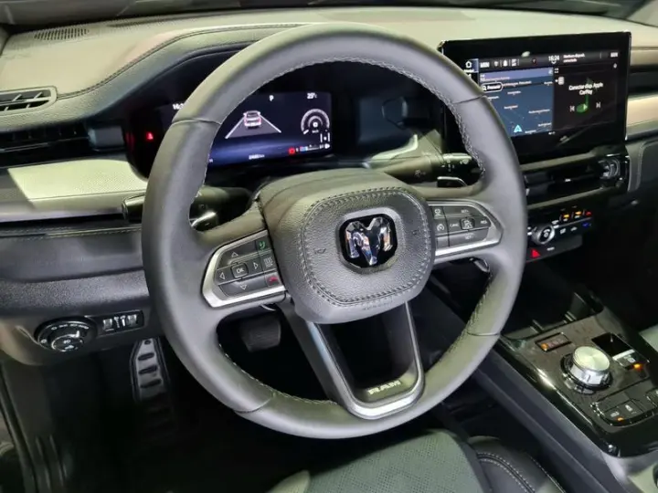 RAMPAGE REBEL HURR 4 2.0 TB CD 4X4 AUT.