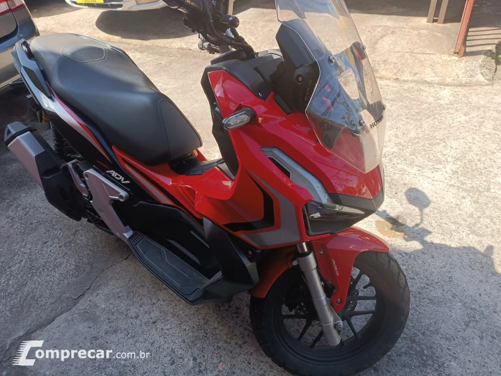 HONDA ADV 150