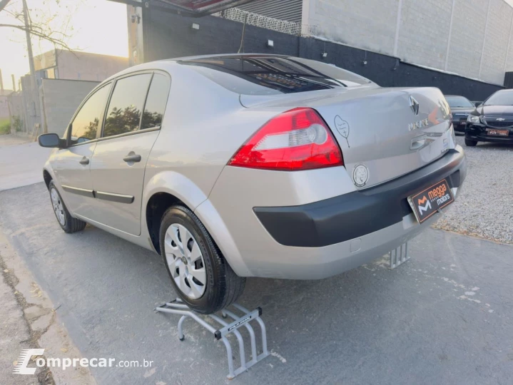 MÉGANE 1.6 Extreme Sedan 16V