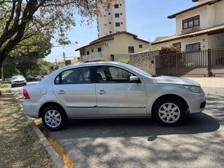 VOYAGE 1.0 12V MPI Totalflex