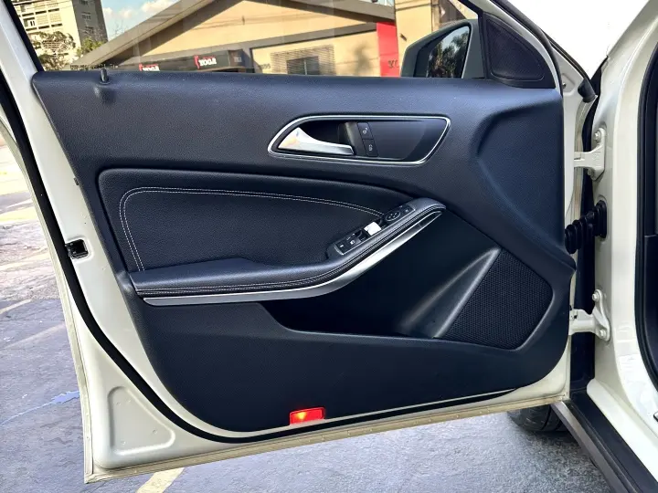 GLA 200 1.6 CGI ADVANCE 16V TURBO FLEX 4P AUTOMÁTICO