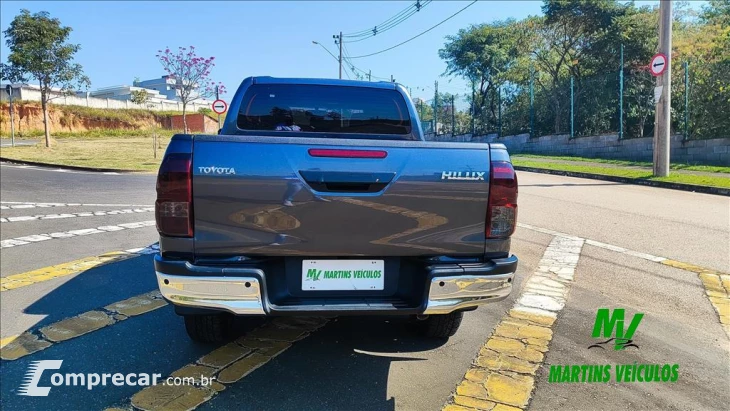 HILUX 2.8 D-4d Turbo CD SR 4X4