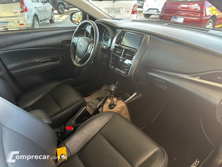 YARIS 1.5 16V Sedan XLS